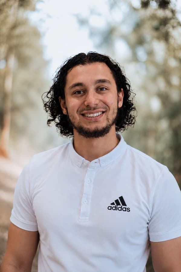 Portret van Amir Bayumi, Ambulante hulpverlener en sportcoach
